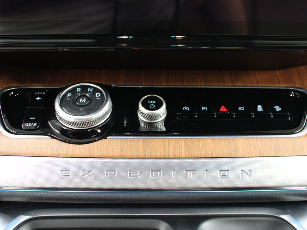 Used 2025 Ford Expedition King Ranch AWD/4WD image 72