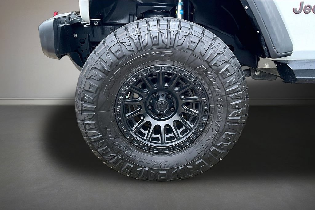 Used 2023 Jeep Wrangler Unlimited Rubicon AWD/4WD image 31