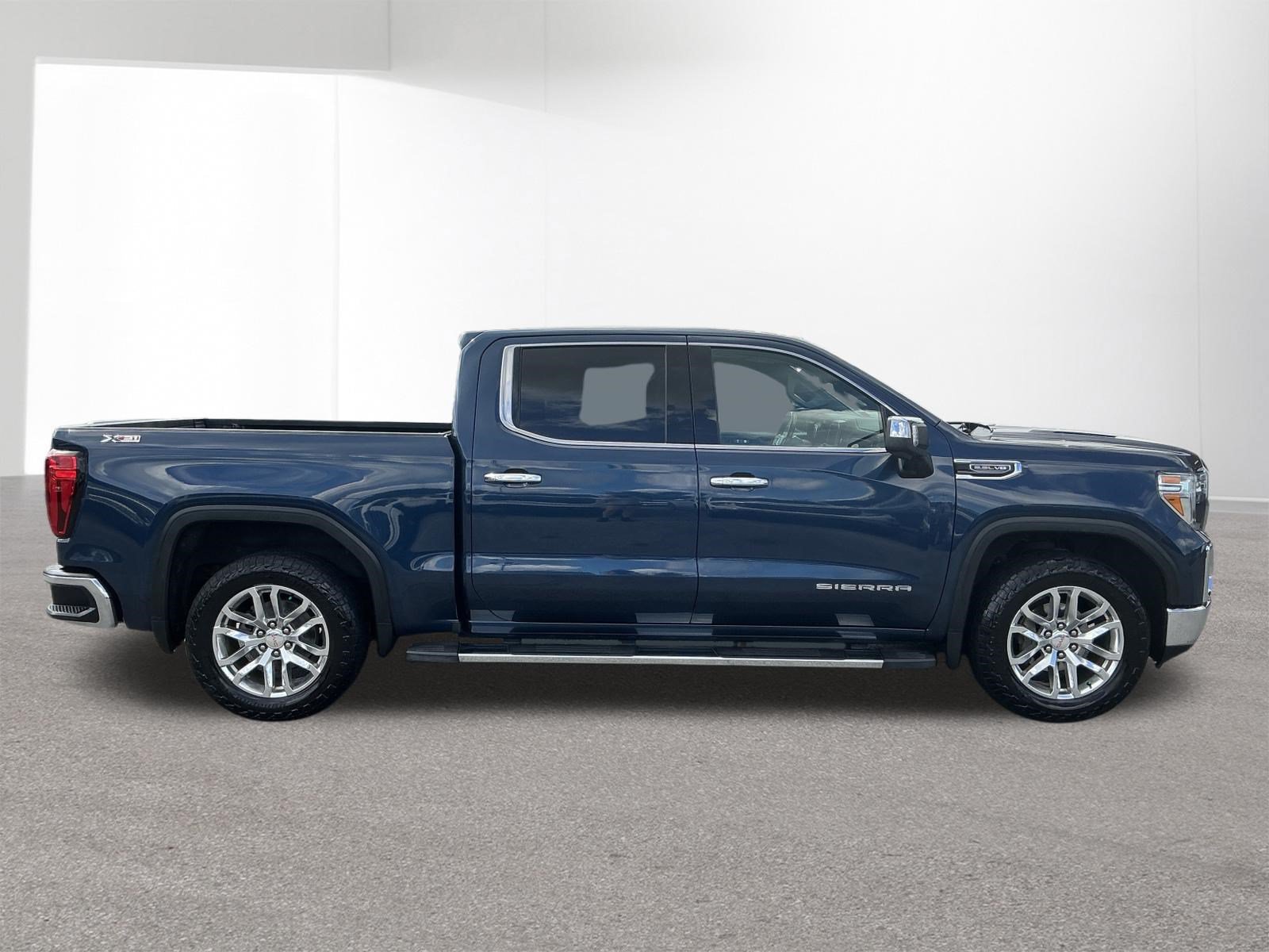 Used 2019 GMC Sierra 1500 SLT w/ SLT Premium Plus Package AWD/4WD image 2
