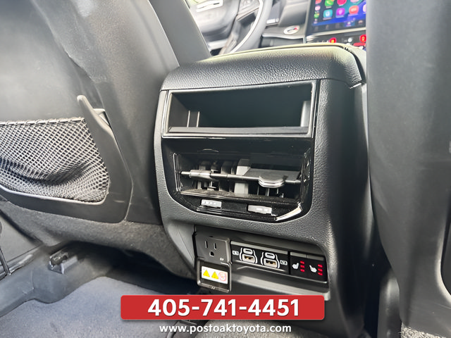 Used 2025 Jeep Grand Cherokee Limited w/ Black Appearance Package AWD/4WD image 21