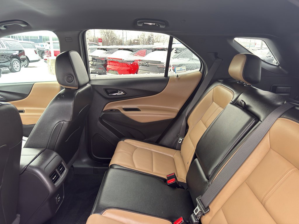 Used 2024 Chevrolet Equinox Premier image 37