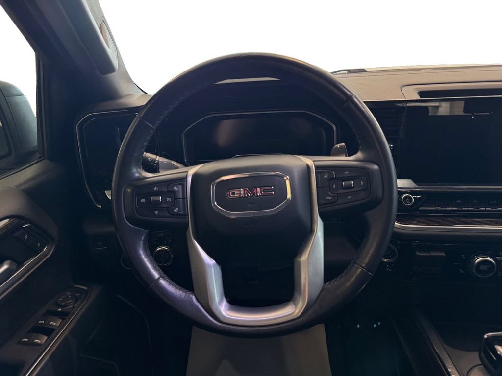 Used 2023 GMC Sierra 1500 Elevation w/ X31 Off-Road Package AWD/4WD image 13
