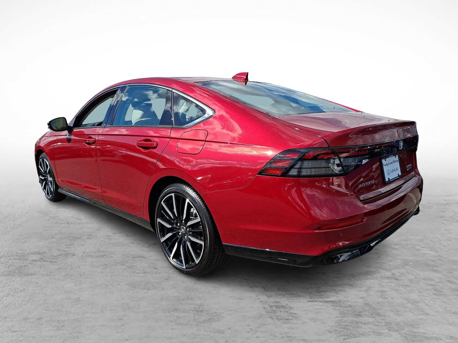 Used 2023 Honda Accord Touring image 5