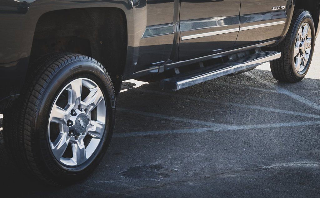 Used 2017 Chevrolet Silverado 2500 LTZ w/ Duramax Plus Package image 25