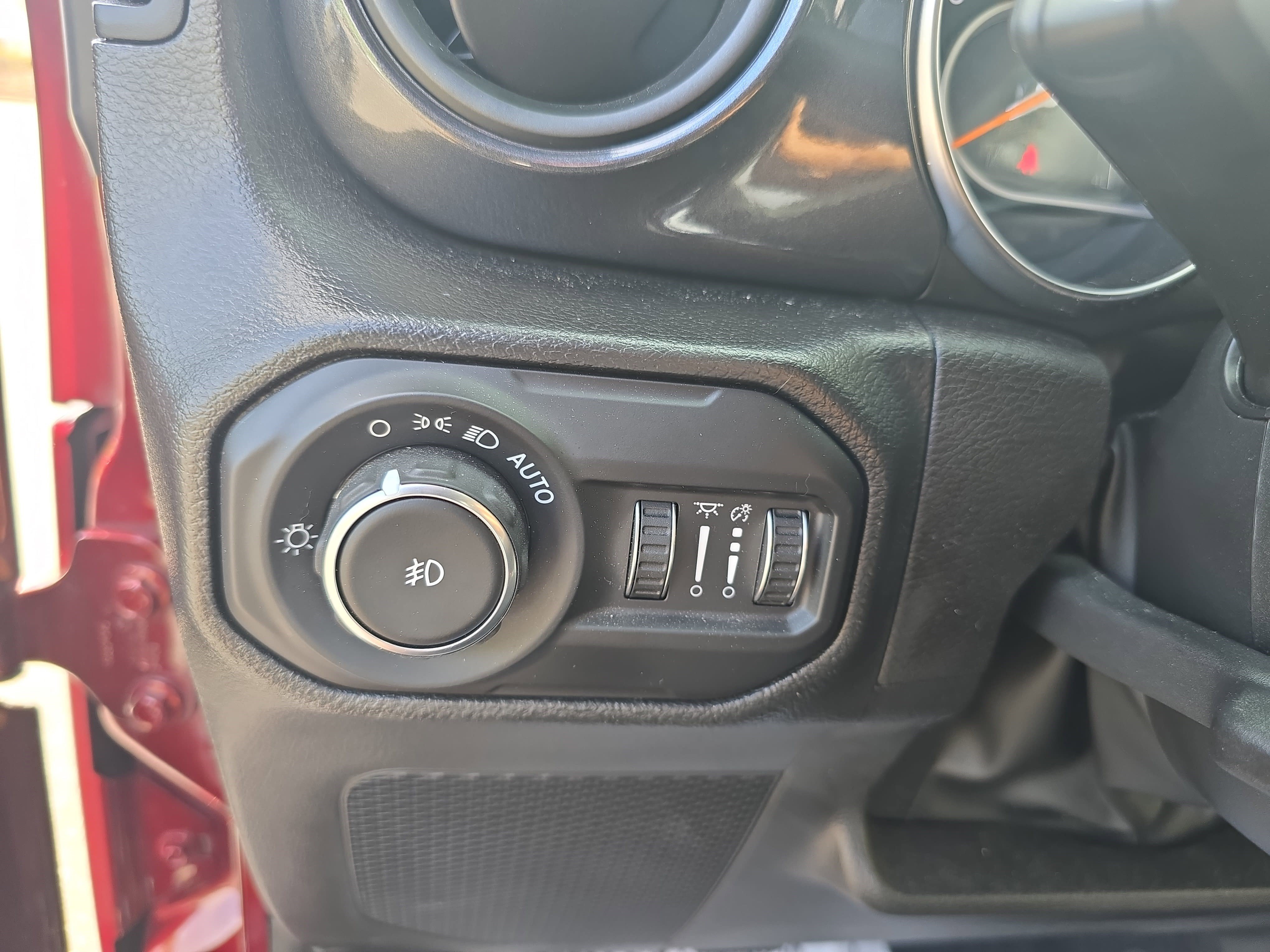 Used 2022 Jeep Wrangler Unlimited Sport image 26