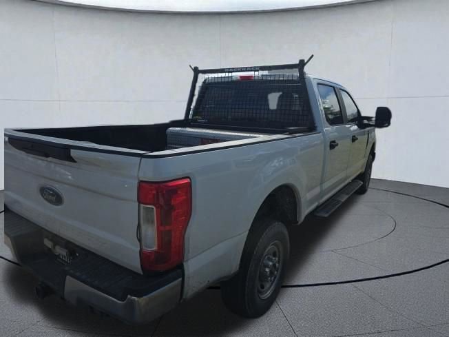 Used 2019 Ford F250 XL w/ Power Equipment Group AWD/4WD image 8