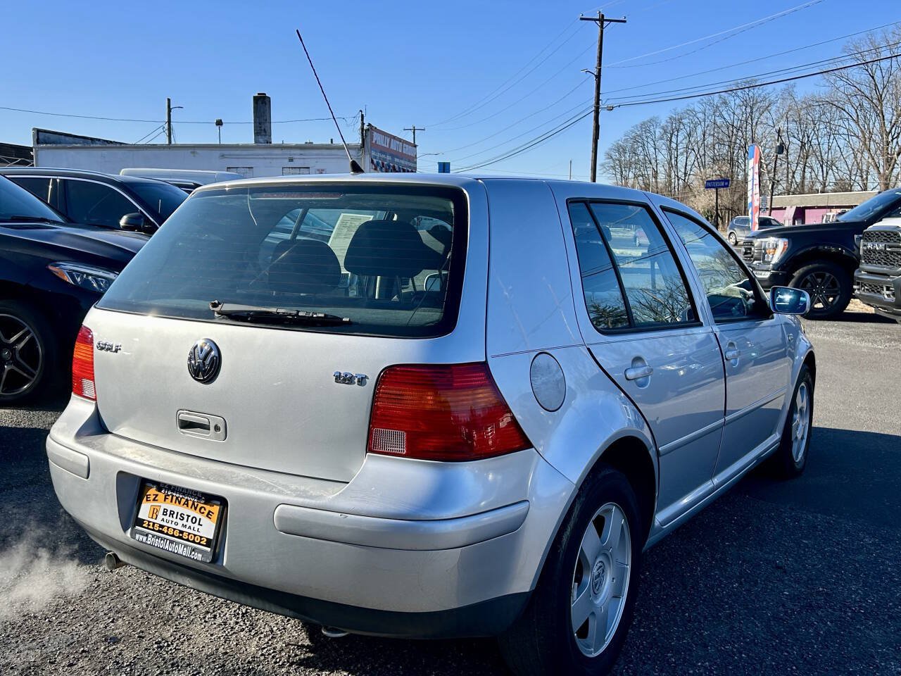 Used 2001 Volkswagen Golf GLS FWD image 7