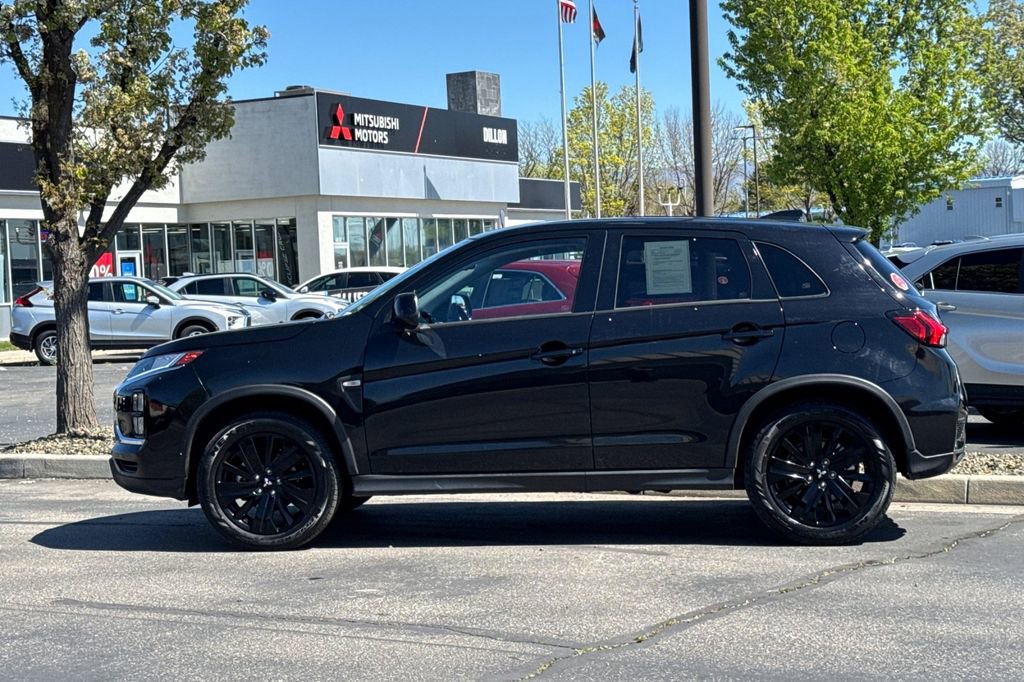 Used 2025 Mitsubishi Outlander Sport LE AWD/4WD image 7