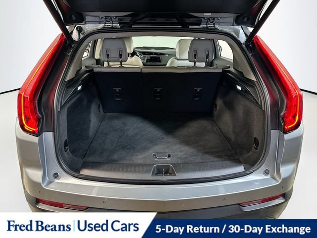 Used 2023 Cadillac XT4 Luxury w/ Cold Weather Package FWD image 27