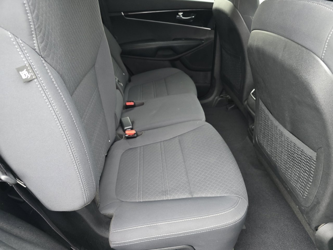 Used 2017 Kia Sorento 2.4L LX w/ LX Convenience Package image 19