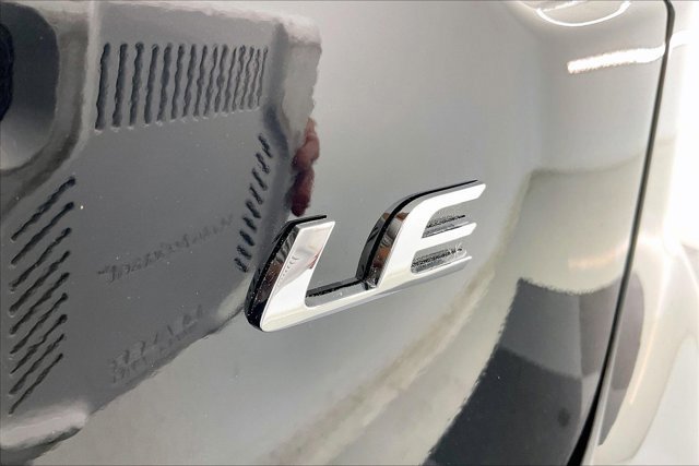 Used 2024 Toyota Corolla LE image 7