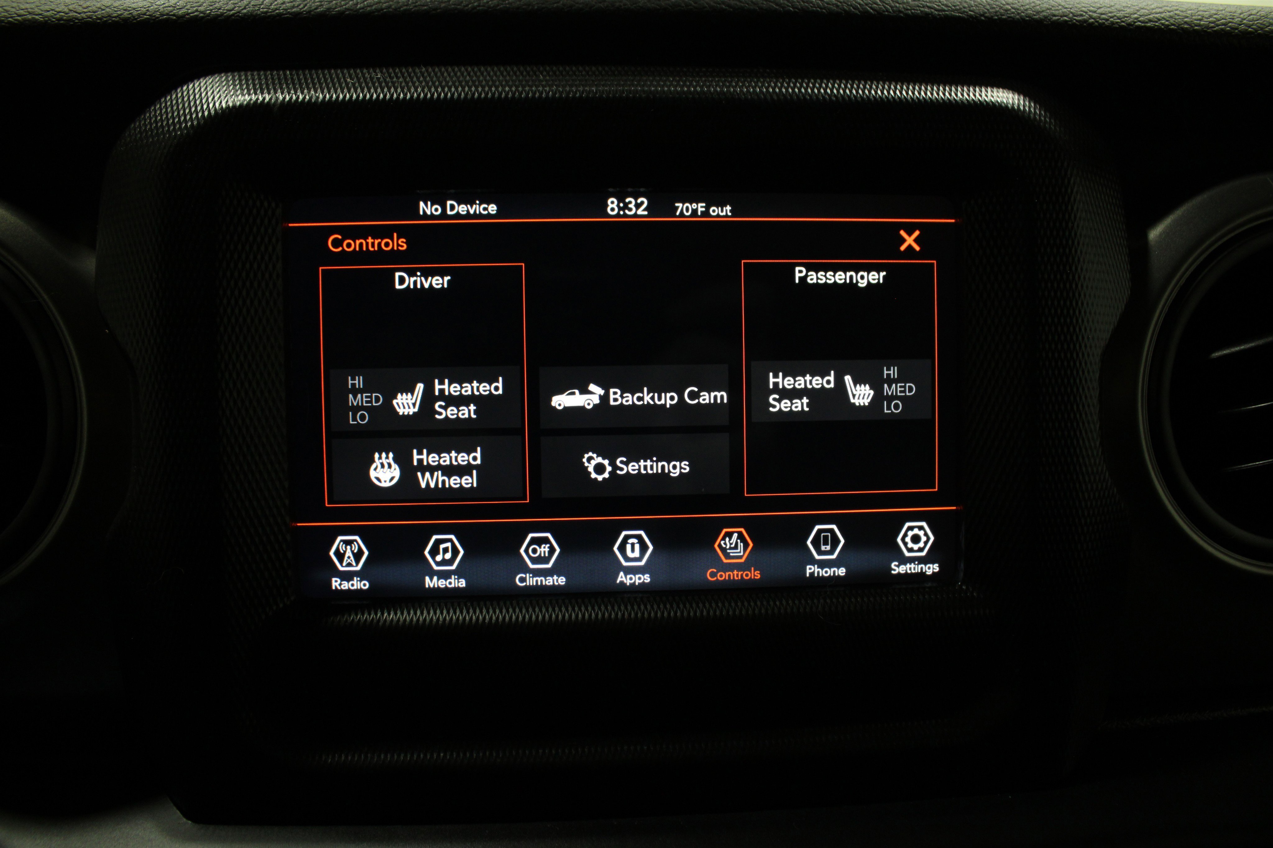 Used 2023 Jeep Gladiator Willys image 17