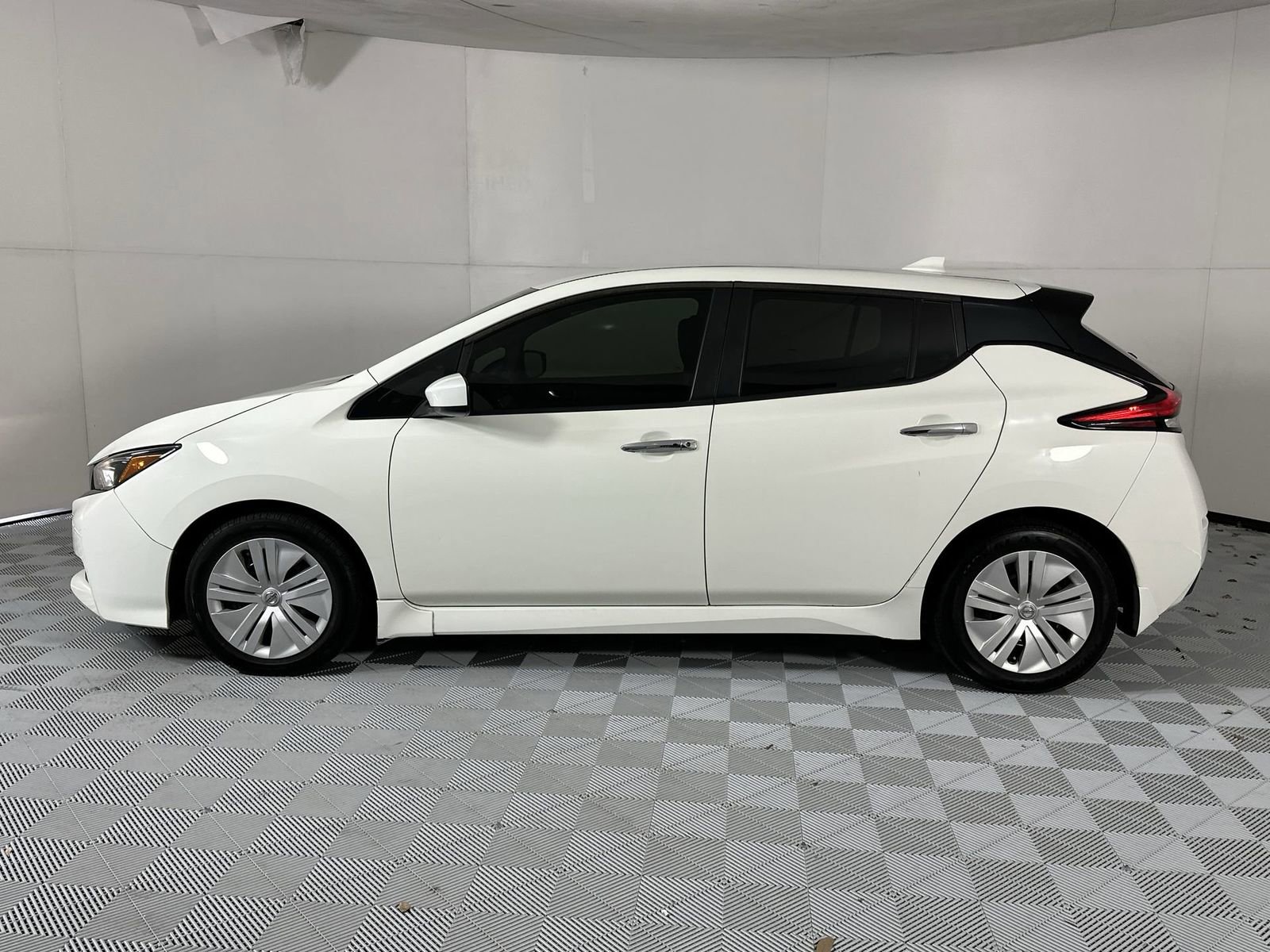 Used 2021 Nissan Leaf S w/ S Charge Package image 5