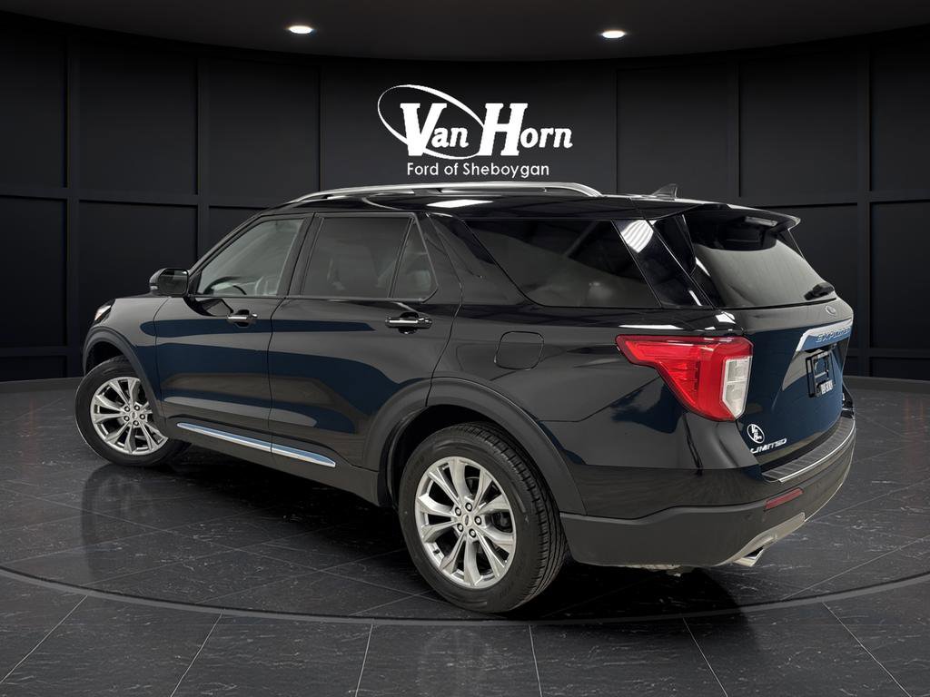 Used 2023 Ford Explorer Limited image 3