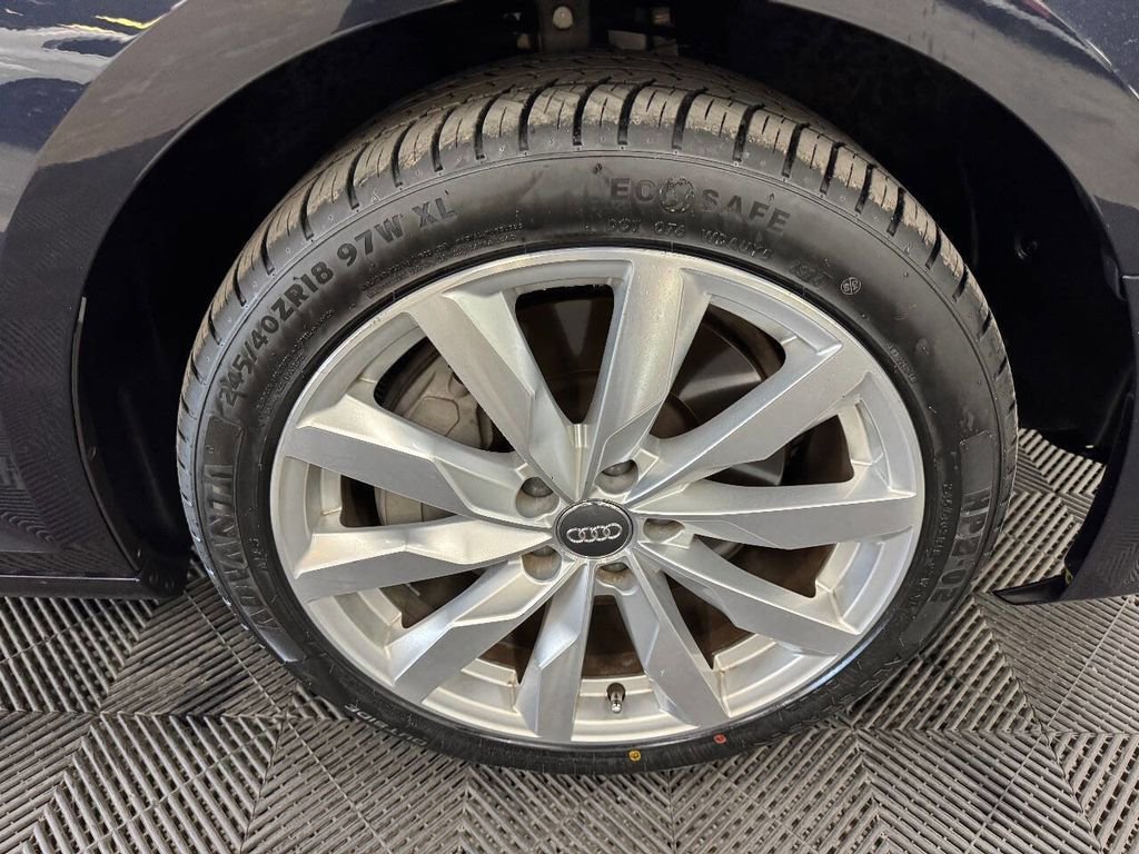 Used 2017 Audi A4 2.0T Premium w/ Convenience Package FWD image 18