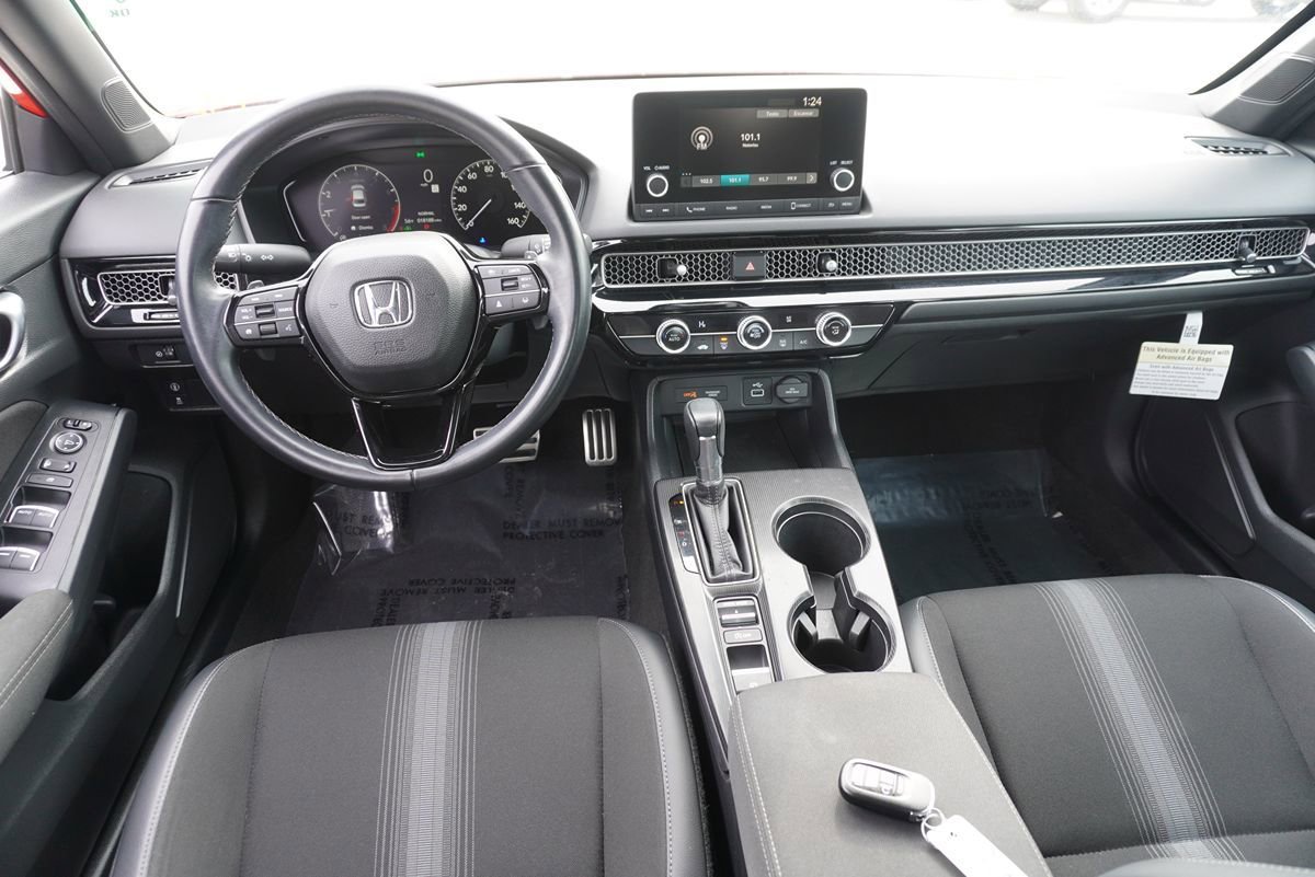 Used 2023 Honda Civic Sport image 18