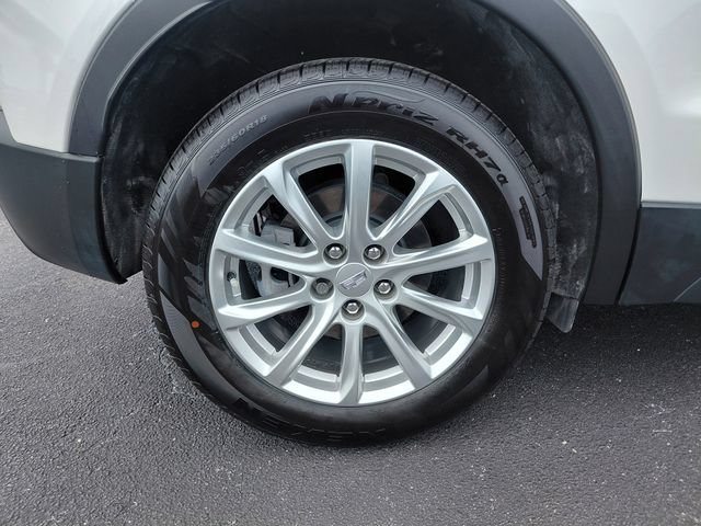 Certified 2023 Cadillac XT4 Luxury FWD image 11