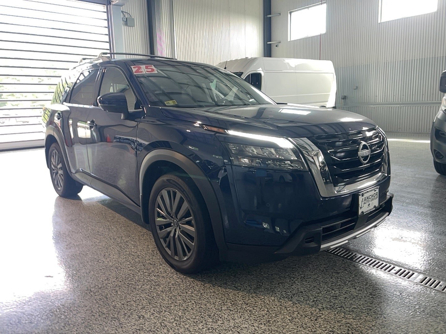 Used 2025 Nissan Pathfinder SL w/ SL Premium Package