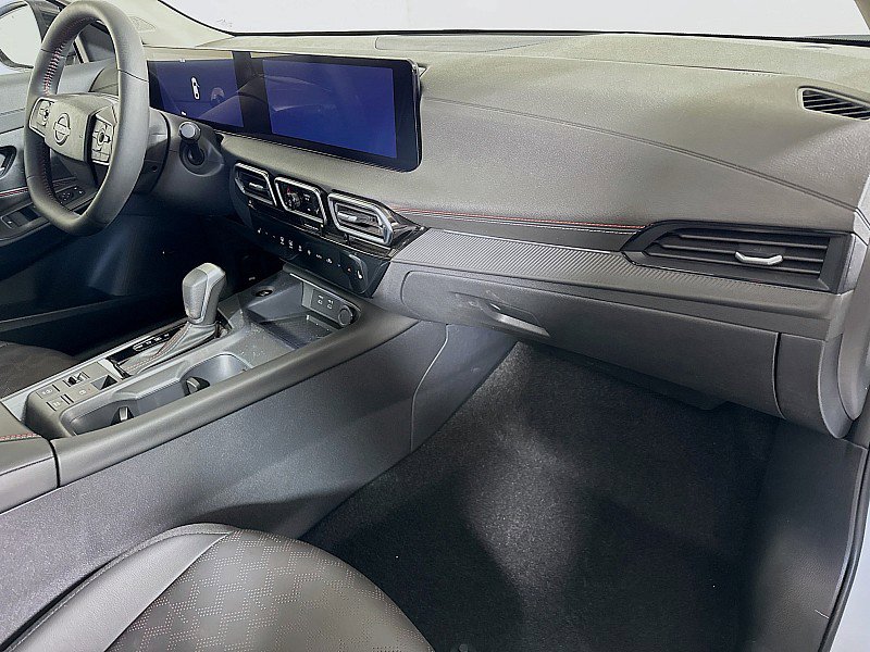 New 2026 Nissan Sentra SR w/ SR Premium Package FWD image 29