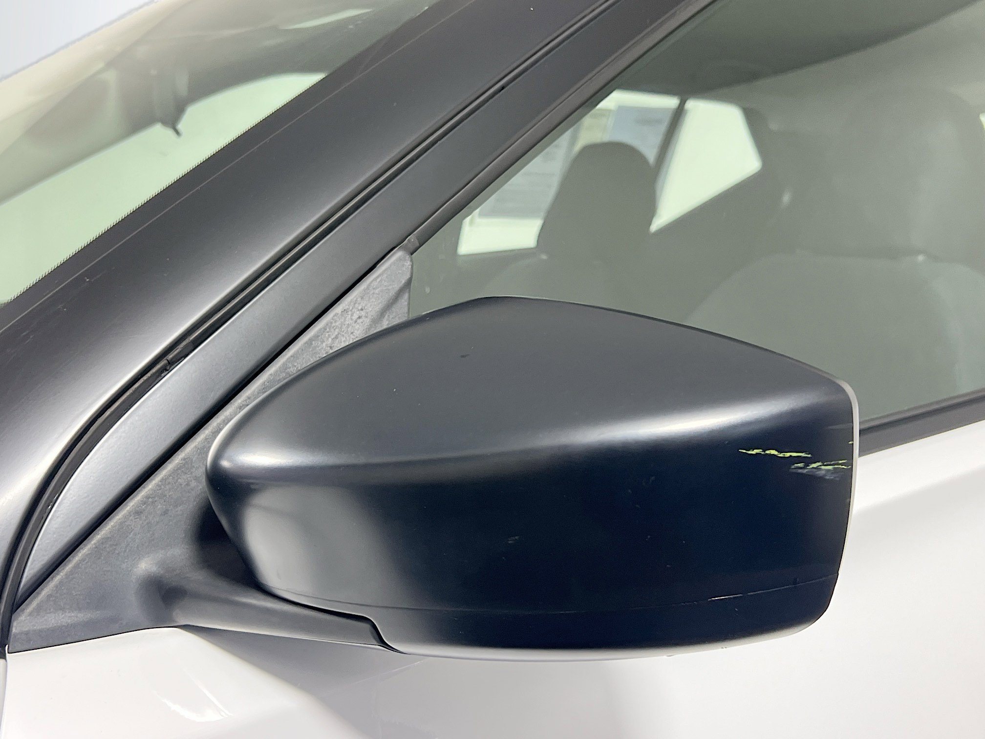 Used 2024 Nissan Kicks S image 11