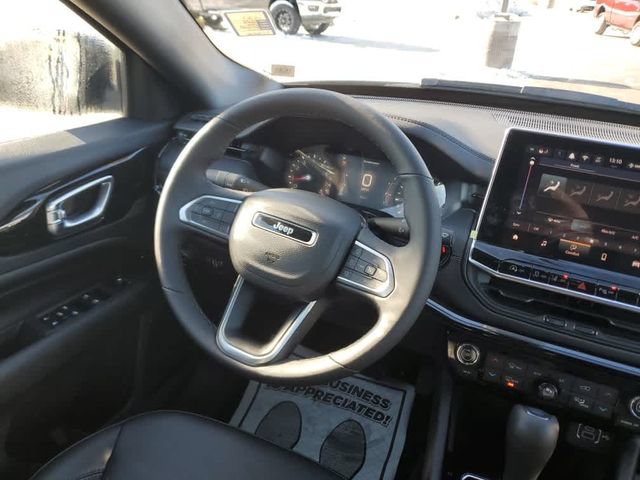 New 2026 Jeep Compass Limited AWD/4WD image 17
