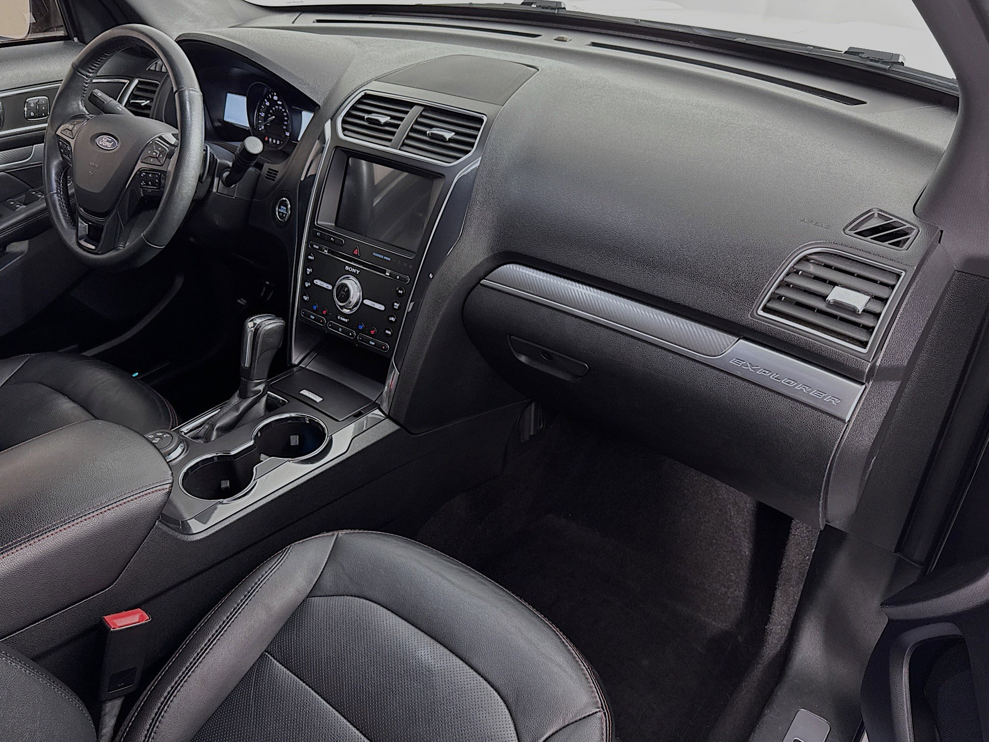 Used 2018 Ford Explorer Sport w/ Equipment Group 401A image 30