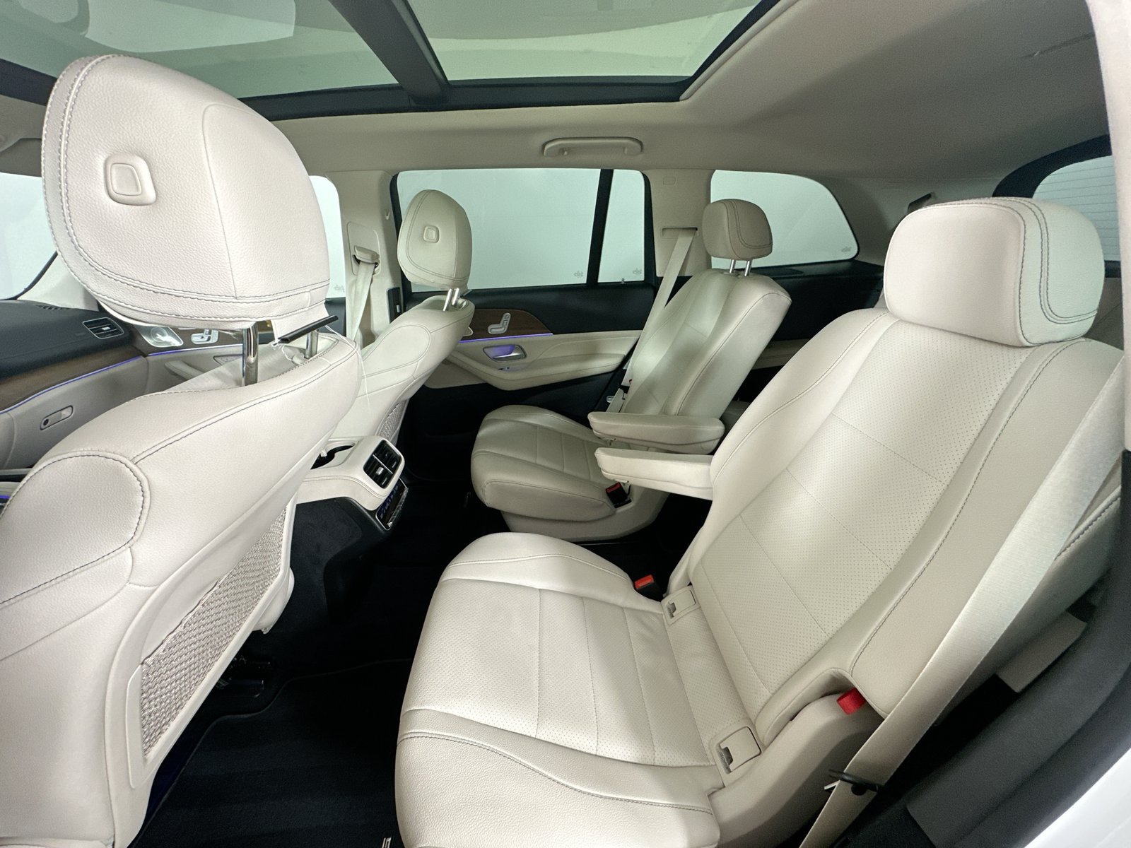 Used 2022 Mercedes-Benz GLS 450 4MATIC image 38