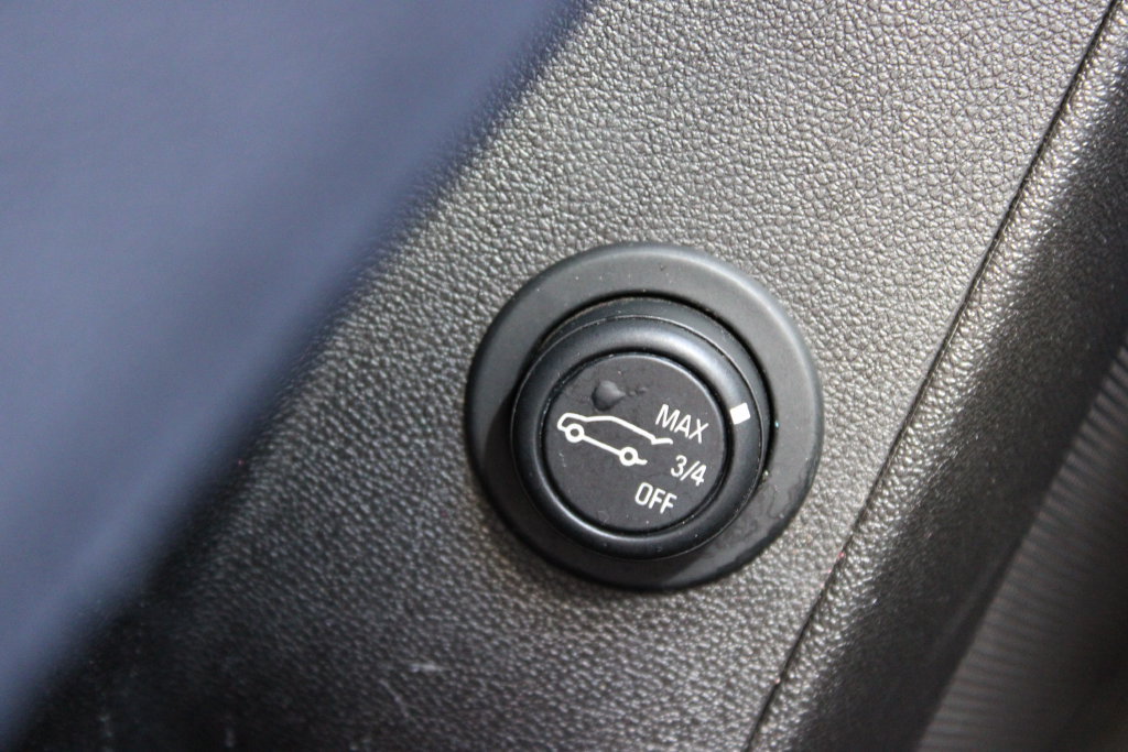 Used 2018 Chevrolet Equinox LT FWD image 41