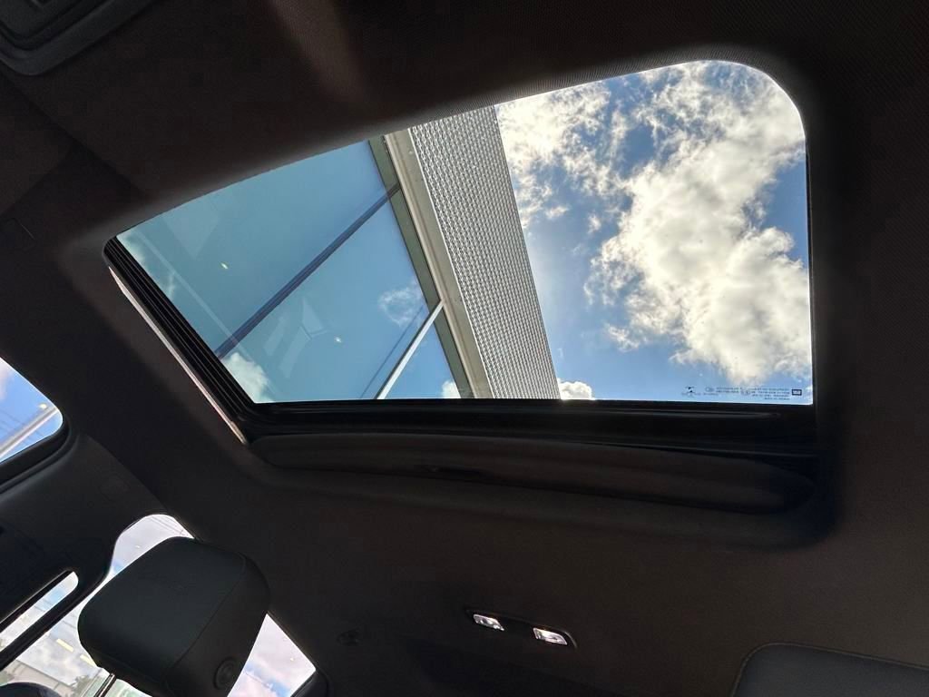 Used 2020 GMC Sierra 2500 AT4 w/ AT4 Premium Package image 13