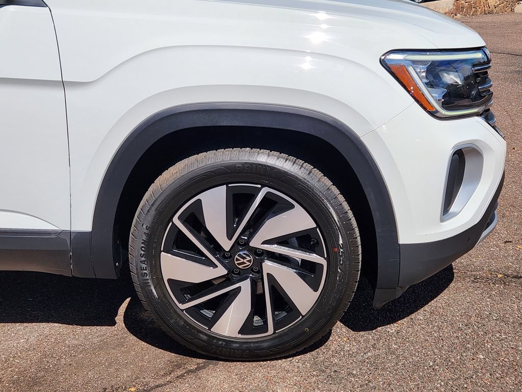 Used 2024 Volkswagen Atlas SE AWD/4WD image 29