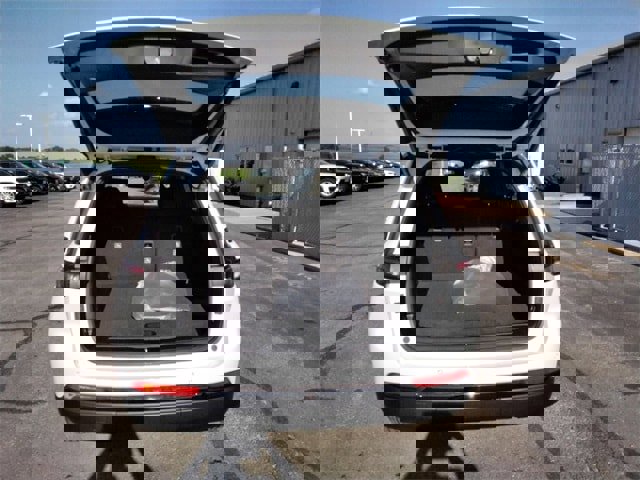 New 2025 Jeep Grand Cherokee Altitude image 13