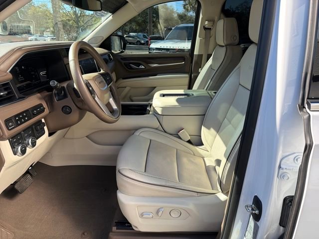 Used 2023 GMC Yukon Denali w/ Max Trailering Package image 10