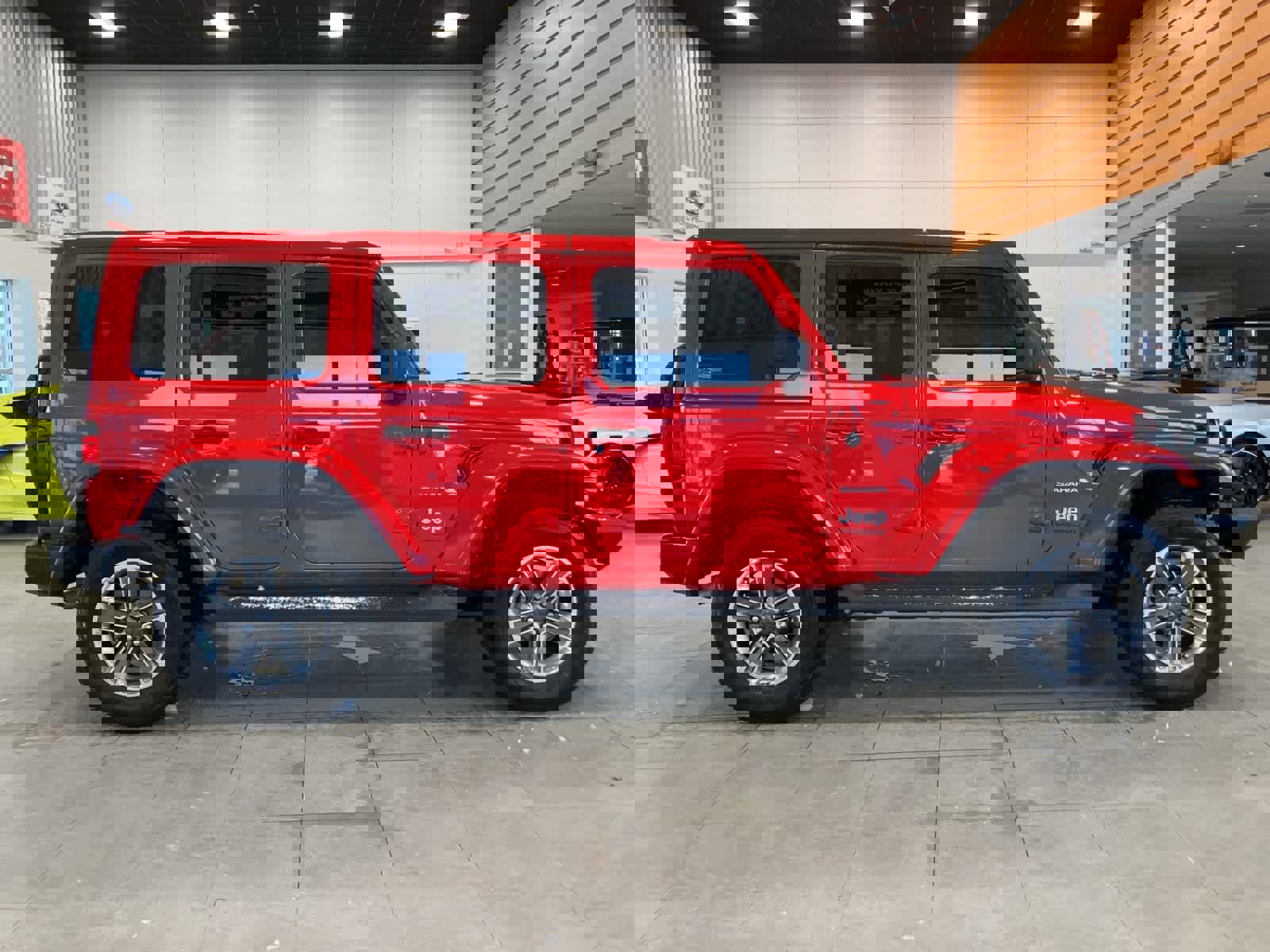 Used 2021 Jeep Wrangler Unlimited Sahara w/ Uconnect 4C Nav & Sound Group image 4