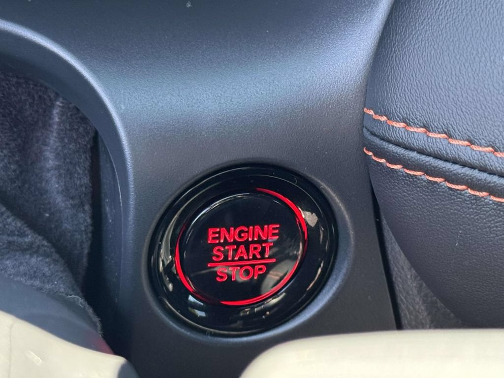 Certified 2025 Honda HR-V Sport image 28