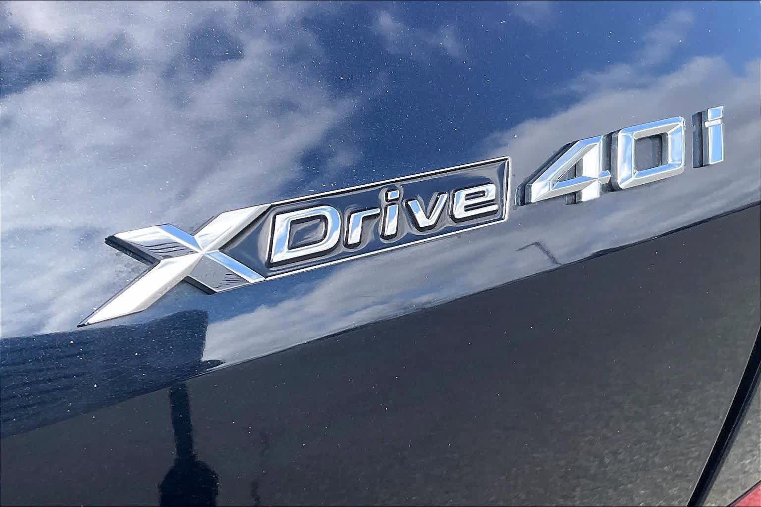 Certified 2022 BMW X6 xDrive40i w/ M Sport Package AWD/4WD image 9