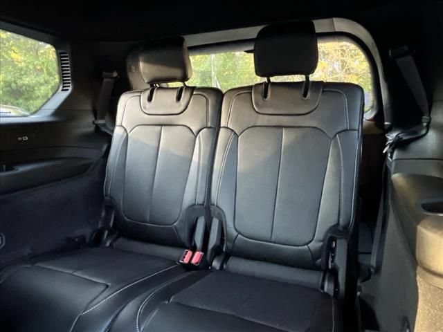 New 2025 Jeep Grand Cherokee L Overland w/ Advanced Protech Group III AWD/4WD image 22