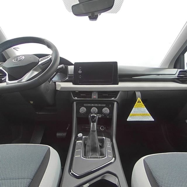 Used 2025 Volkswagen Taos S FWD image 15