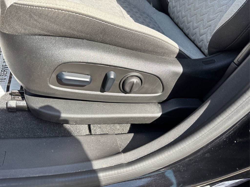 Certified 2024 Chevrolet Equinox LS w/ LS Convenience Package image 34