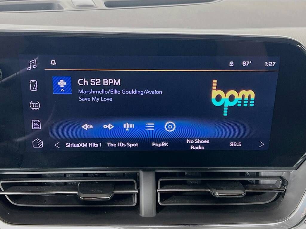 Certified 2025 Chevrolet Trax LT image 14