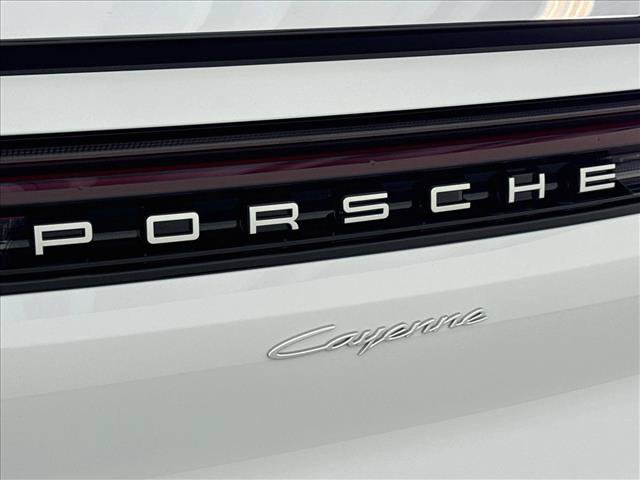Certified 2026 Porsche Cayenne Coupe AWD/4WD image 24