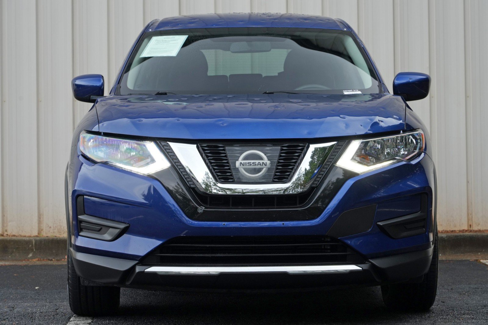 Used 2017 Nissan Rogue S AWD/4WD image 6