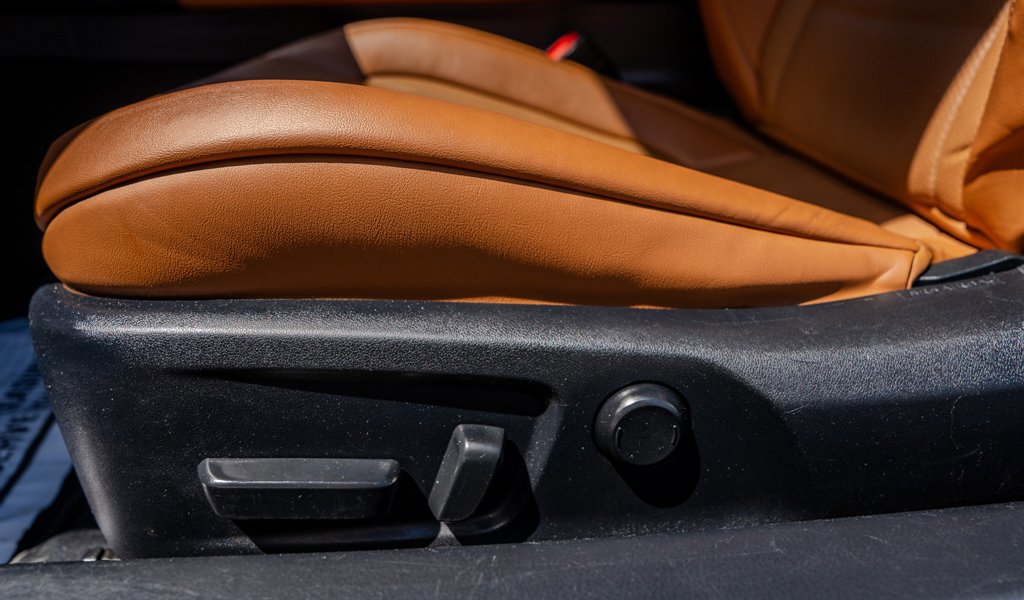 Used 2019 Lexus RC 350 w/ Premium Package image 28