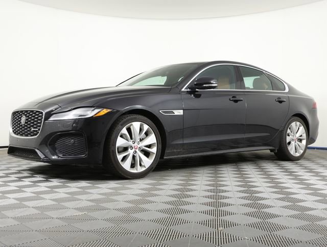 Used 2022 Jaguar XF R-Dynamic SE image 1