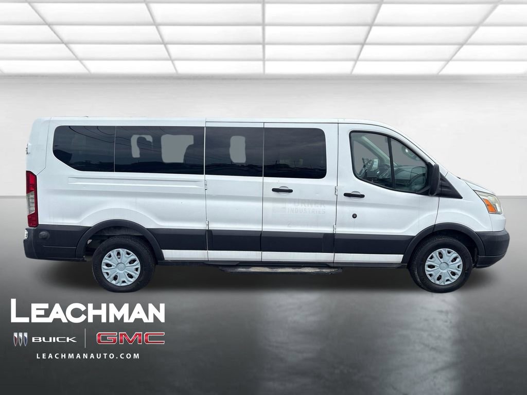 Used 2016 Ford Transit 350 XLT RWD image 2