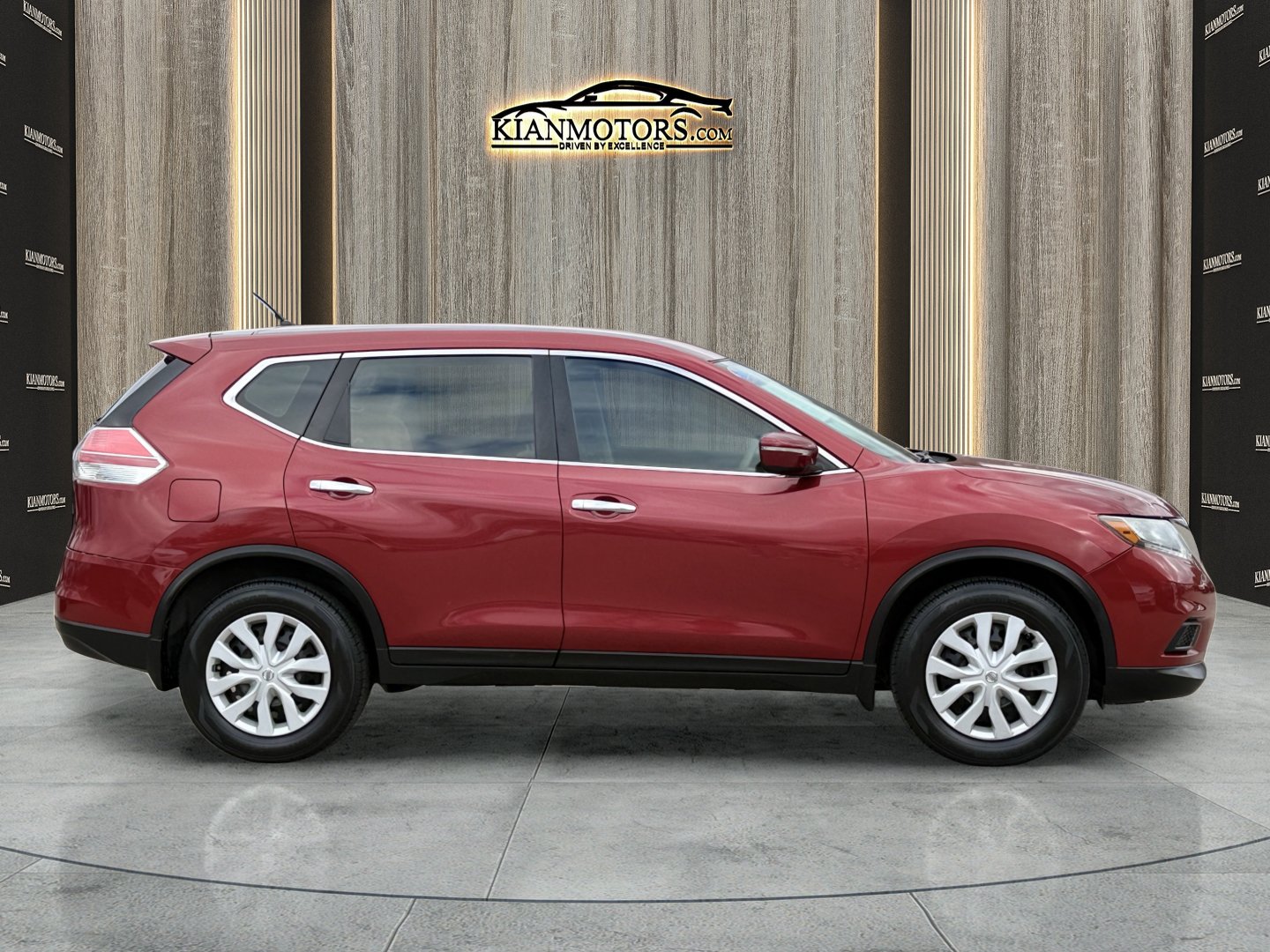 Used 2015 Nissan Rogue S FWD image 7