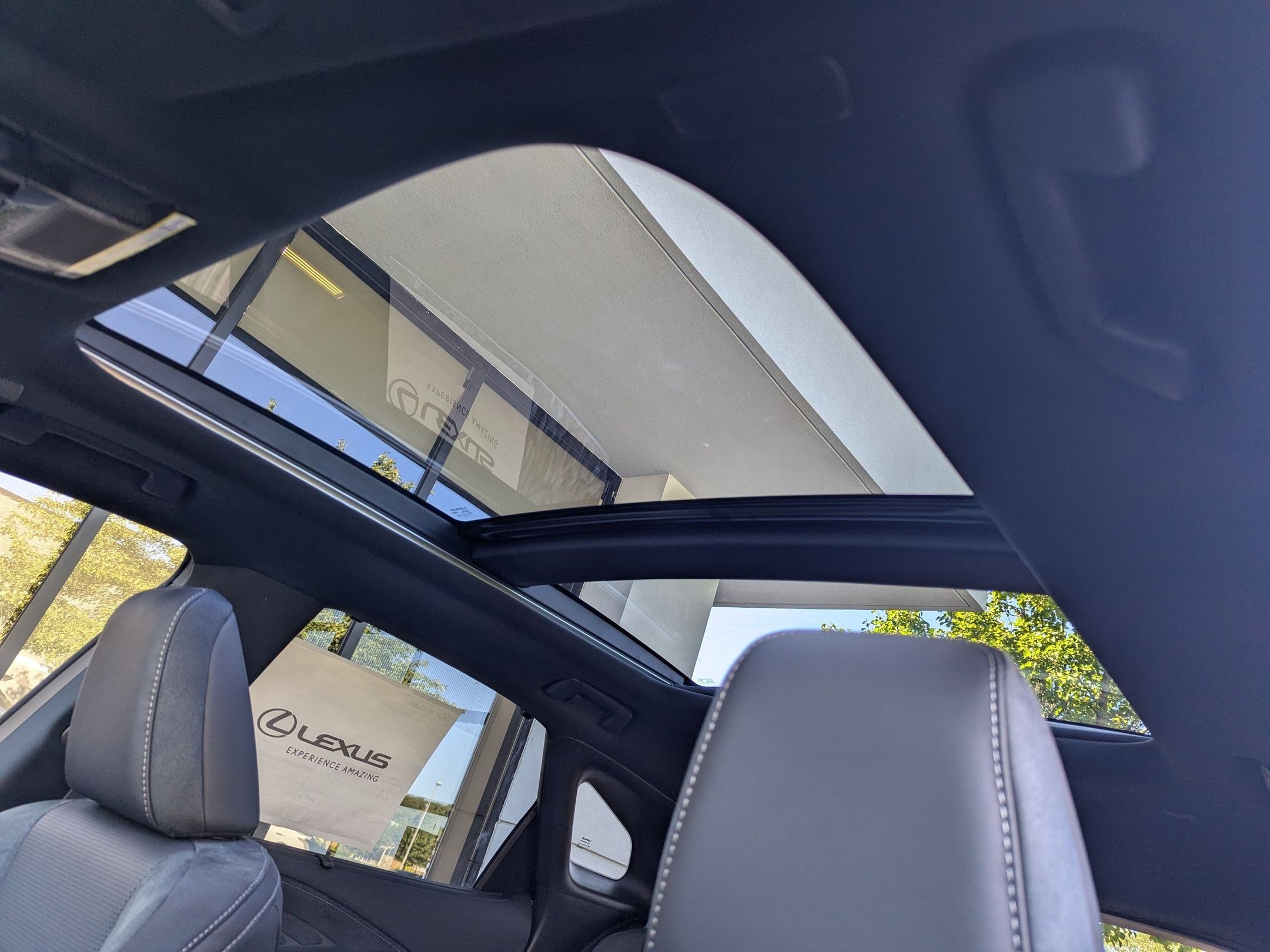New 2025 Lexus RX 350 AWD image 13
