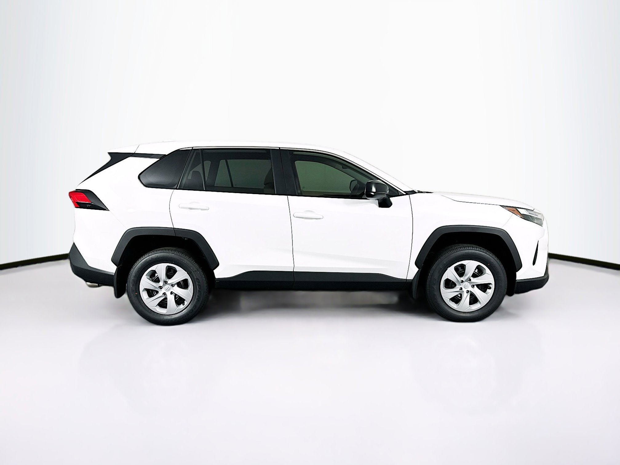 Used 2025 Toyota RAV4 LE image 10