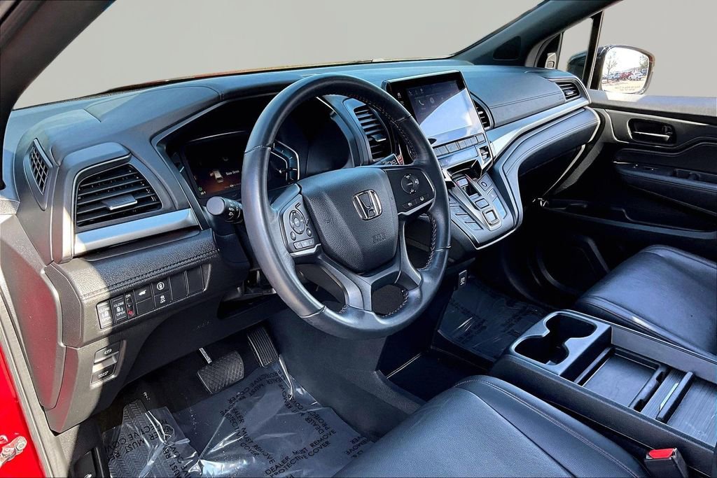 Used 2023 Honda Odyssey Sport image 14