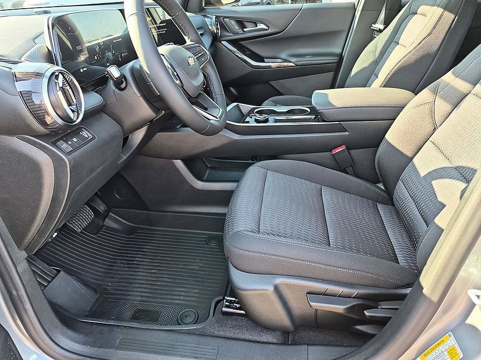 New 2027 Chevrolet Equinox LT FWD image 14