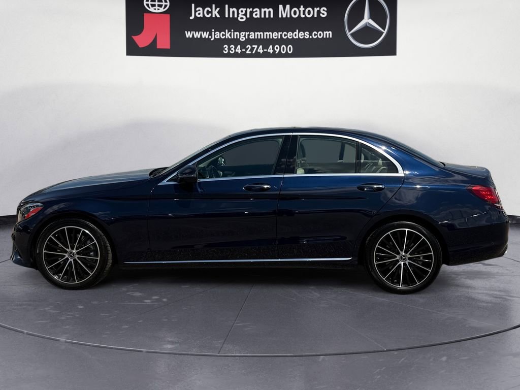 Used 2021 Mercedes-Benz C 300 Sedan image 2